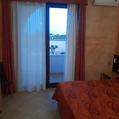 Aparthotel Oasi Del Visir